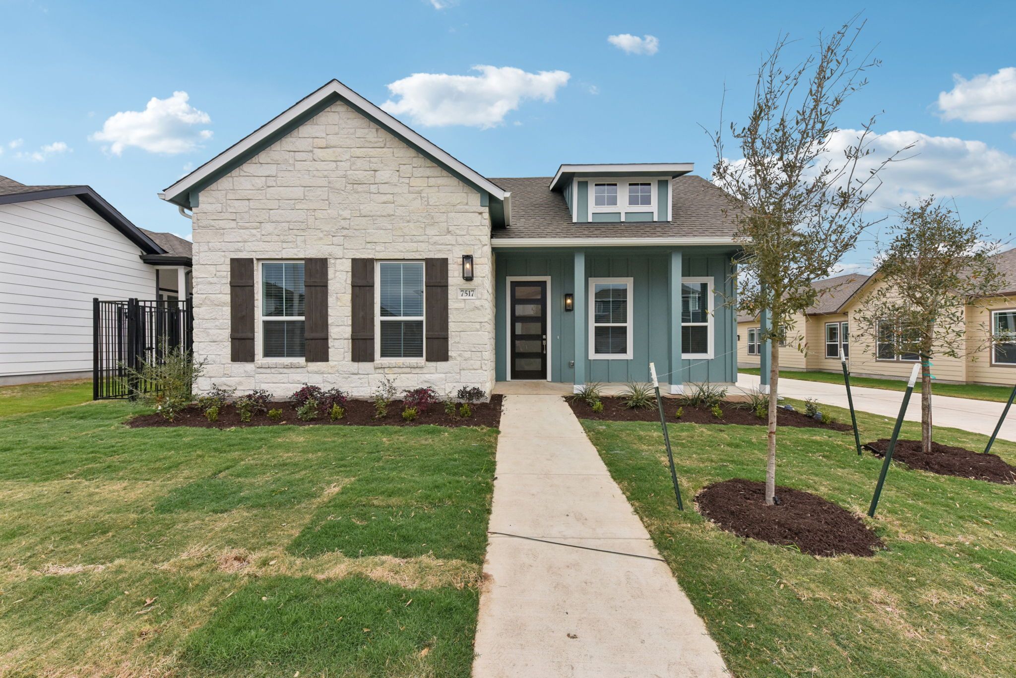2-web-or-mls-7517 Boyd Haven Austin-S1401-002