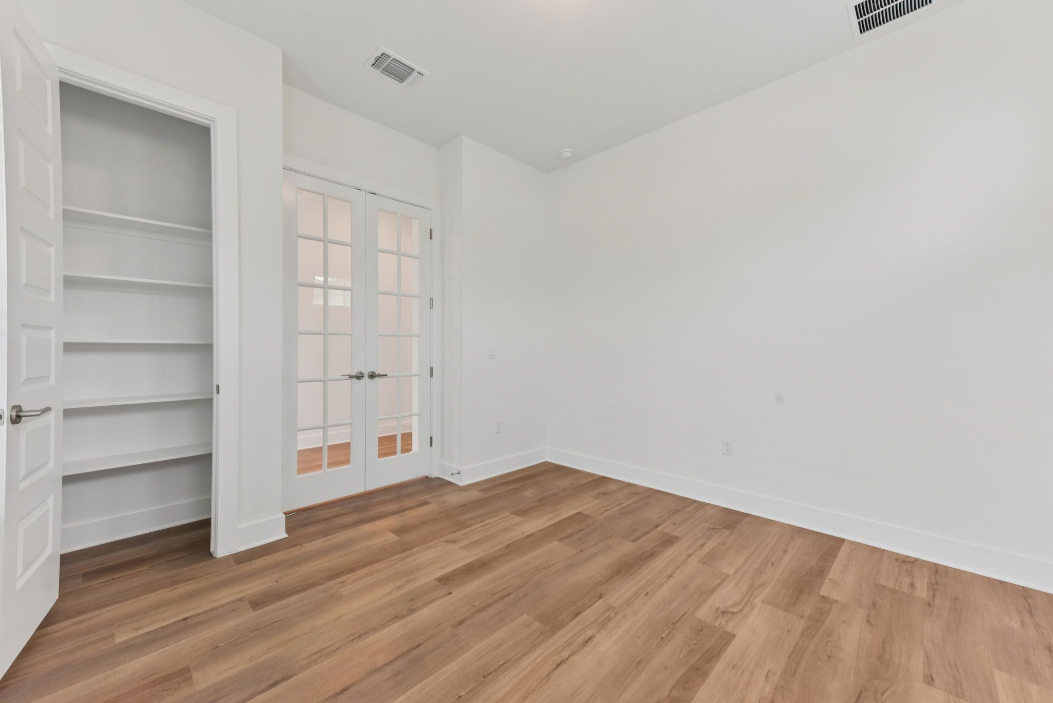 22-web-or-mls-7517 Boyd Haven Austin-S1401-022