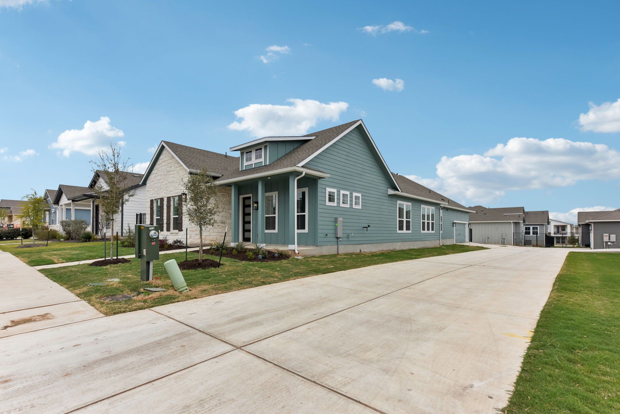 3-web-or-mls-7517 Boyd Haven Austin-S1401-003