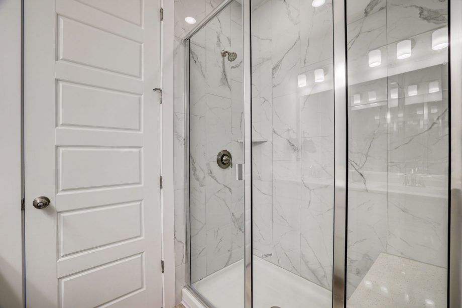 74-web-or-mls-Schultz Ln #2504-033