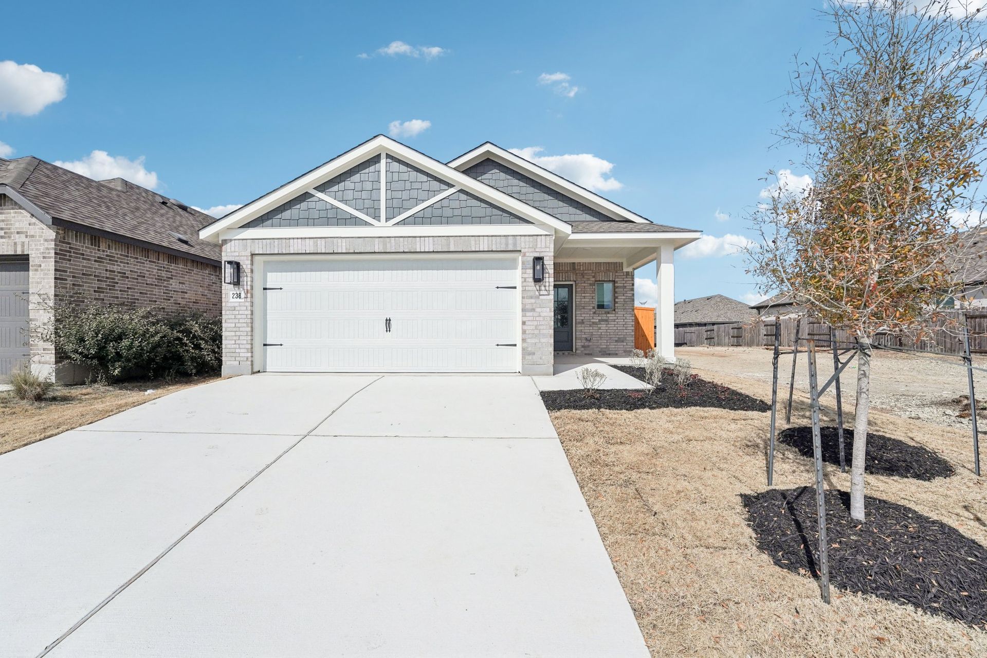 1-web-or-mls-Bay Breeze Dr-S1402-001