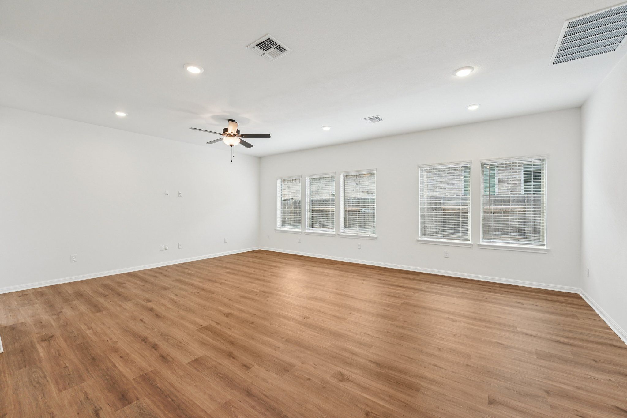 9-web-or-mls-Bay Breeze Dr-S1402-009
