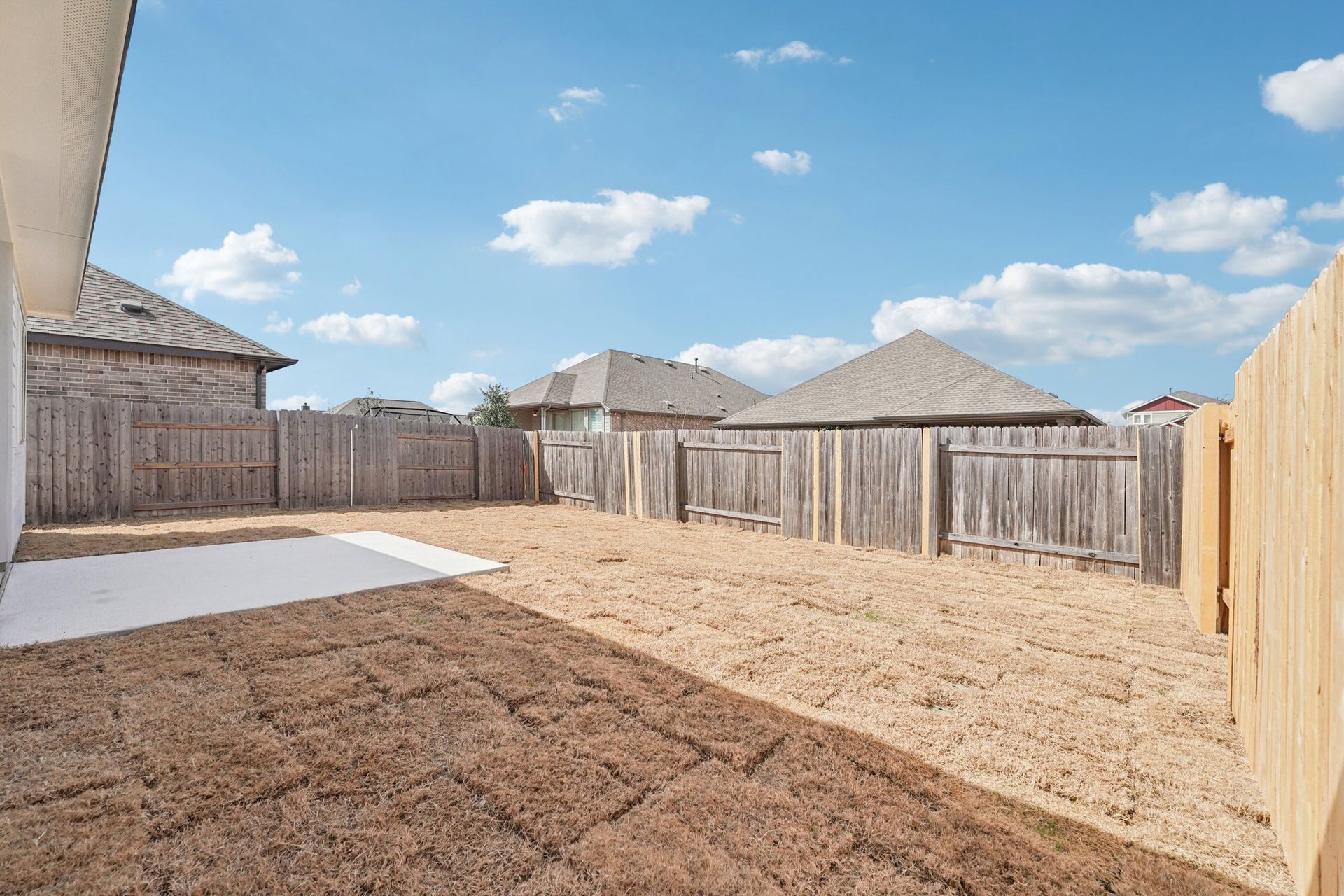 32-web-or-mls-Bay Breeze Dr-S1402-032