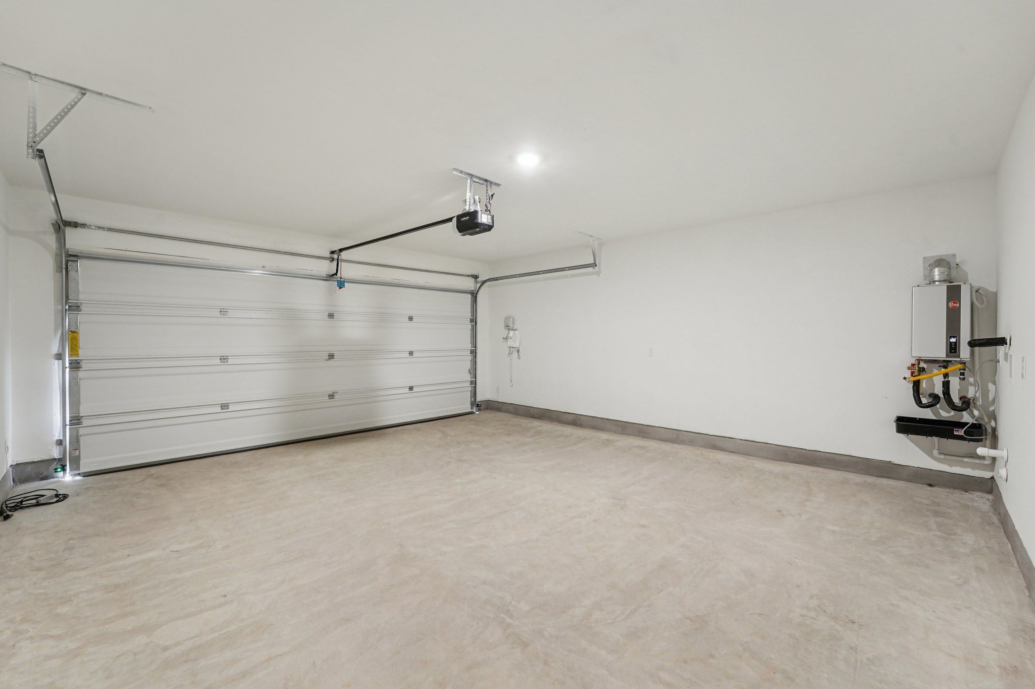 27-web-or-mls-Bay Breeze Dr-S1402-027