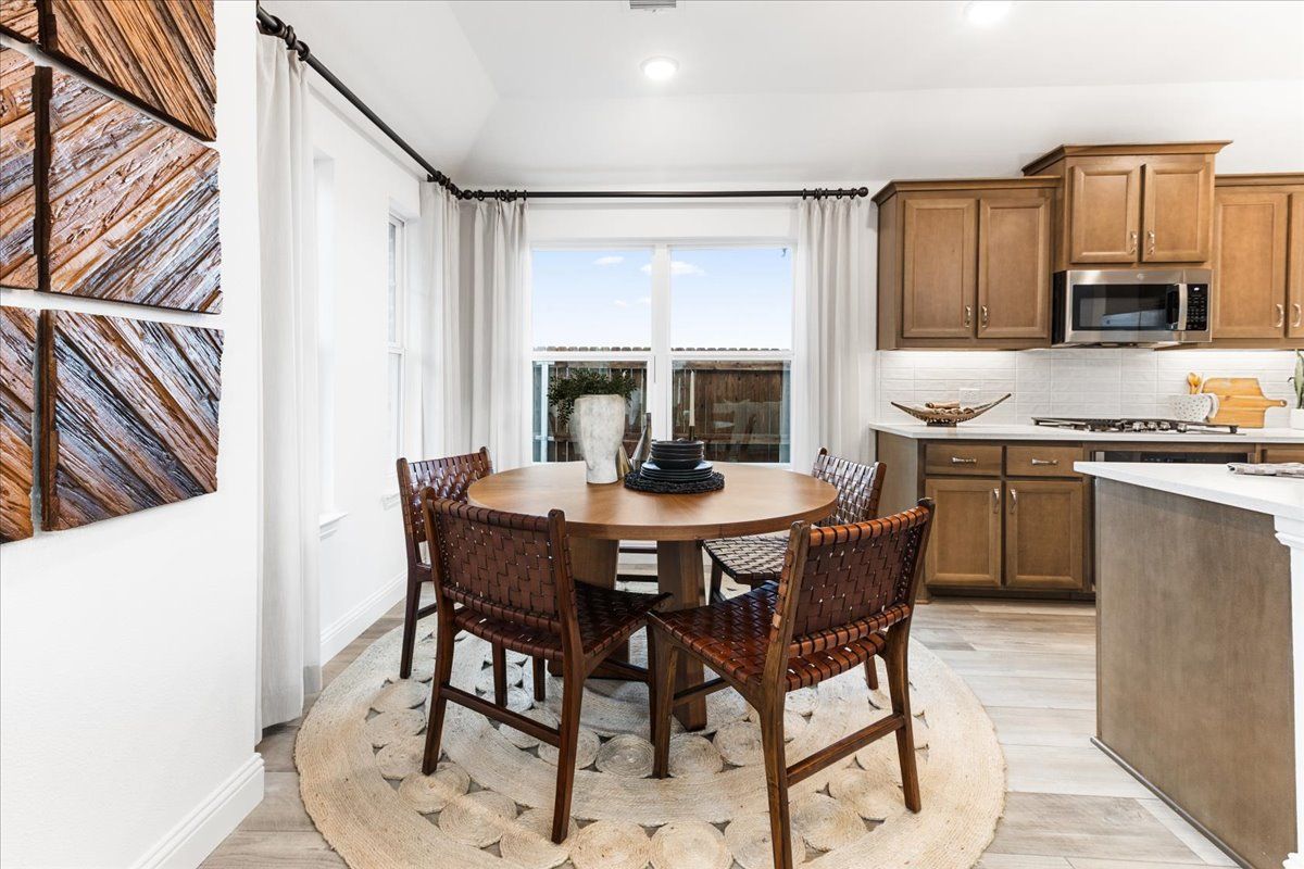 Majestic Model Elevon_07