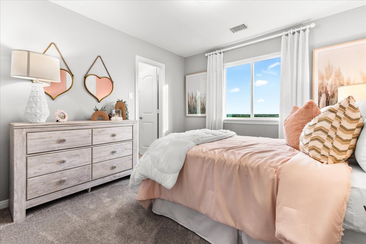 Majestic Model Elevon_16