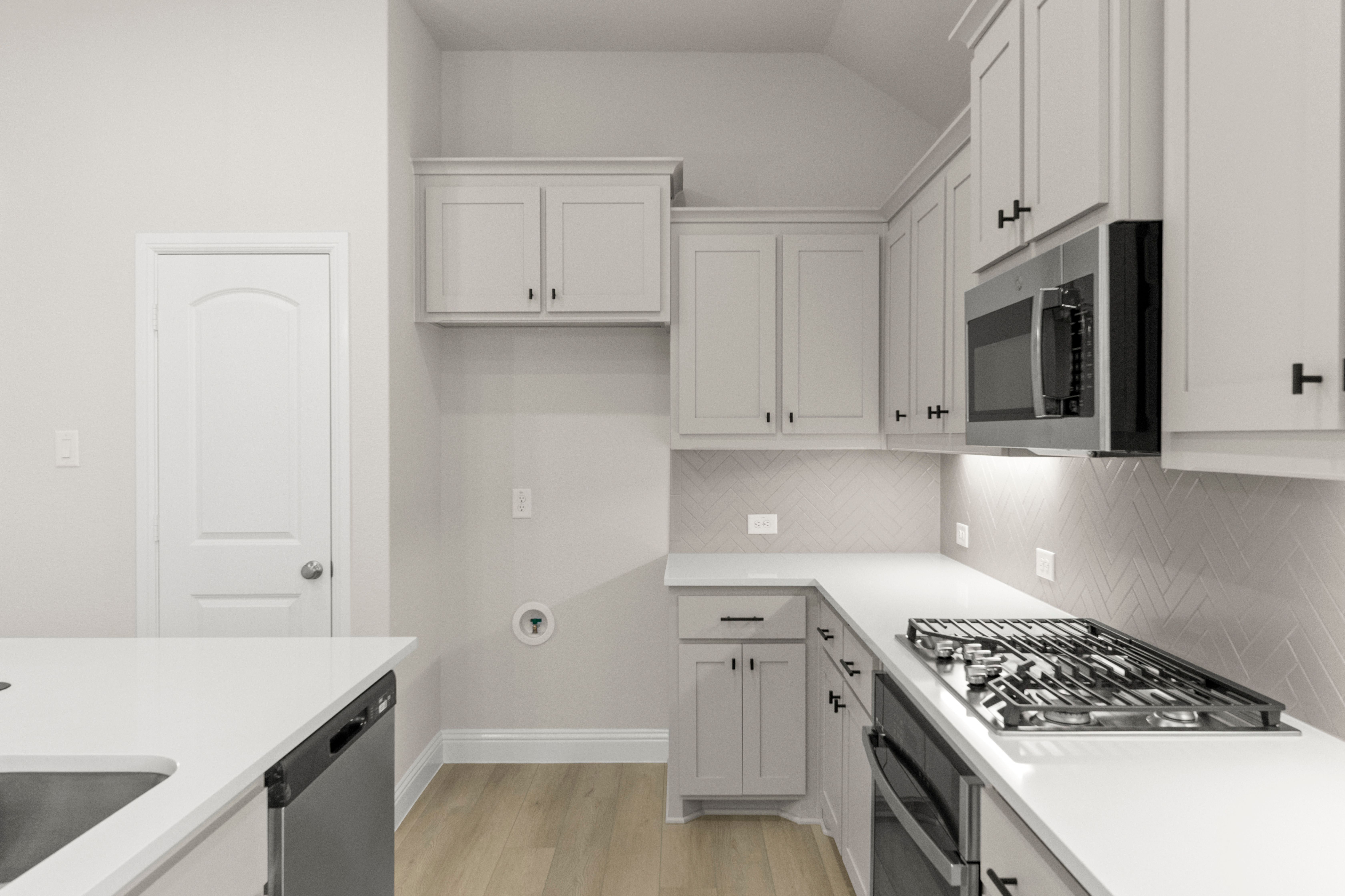 1436 Bramante - Kitchen (3)