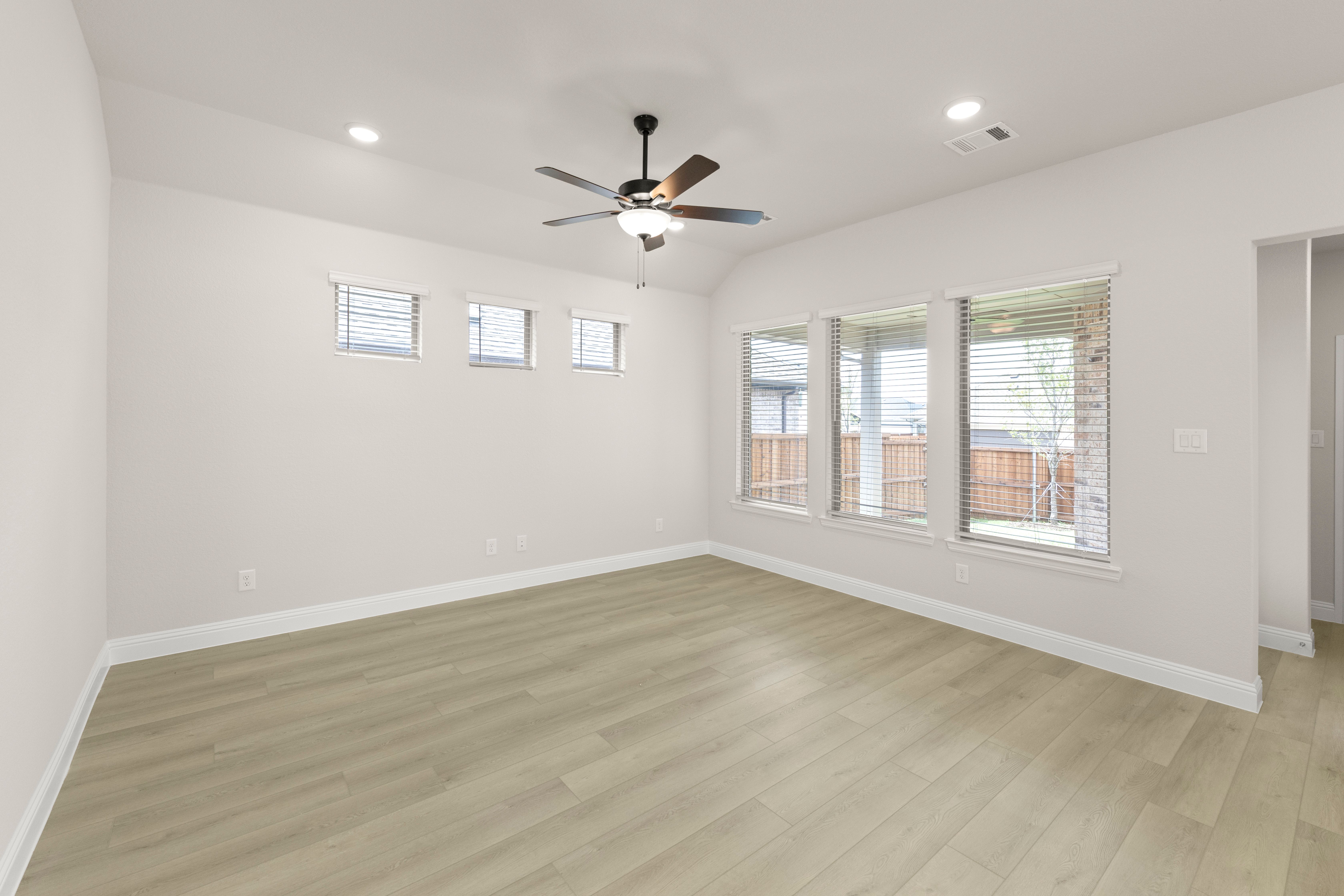 1436 Bramante - Family