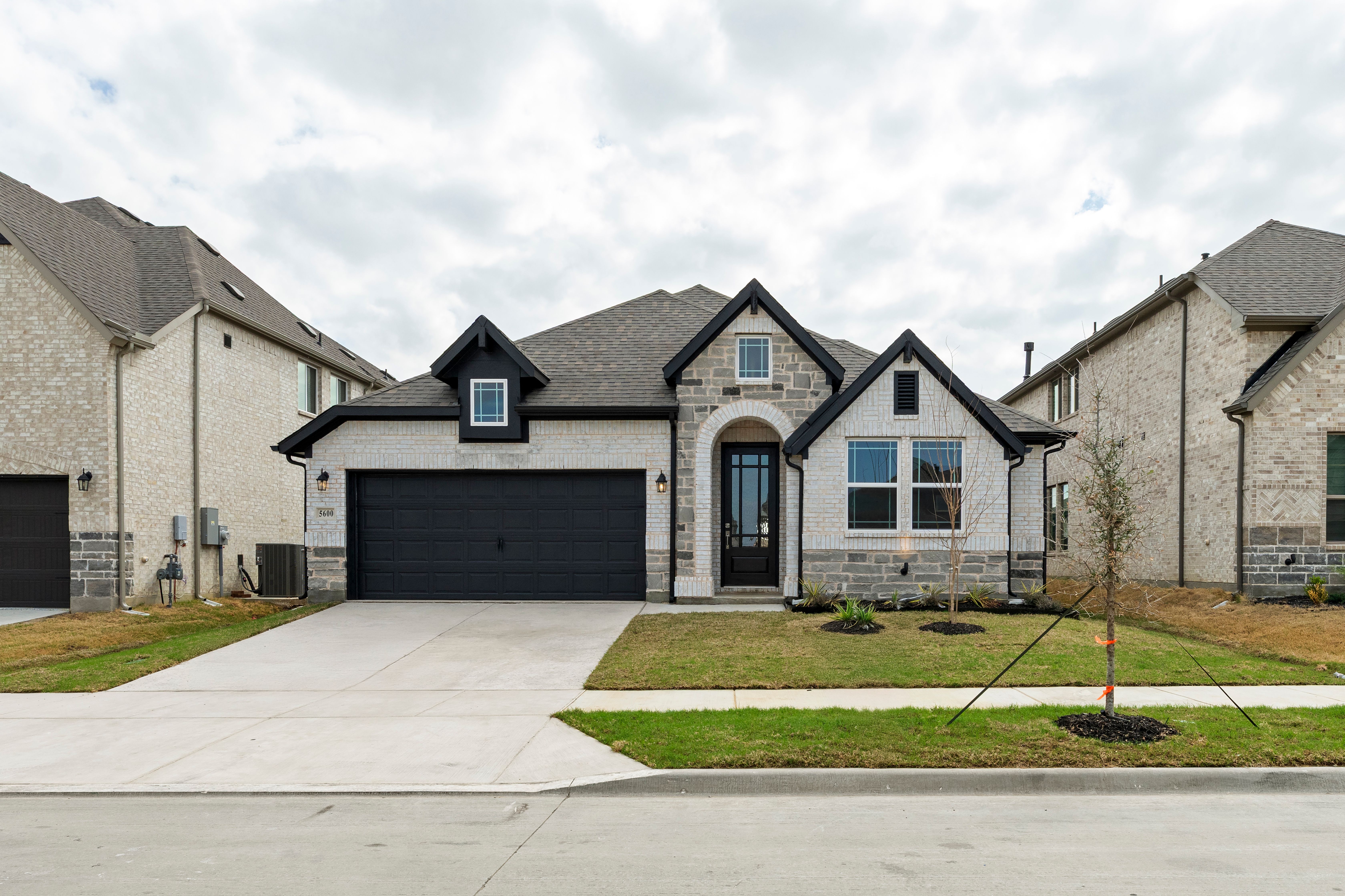5600 Burford Lane (Addison II)