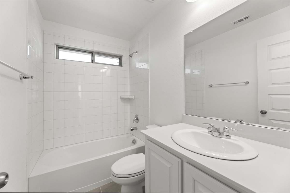 17_Melrose Representative Photo