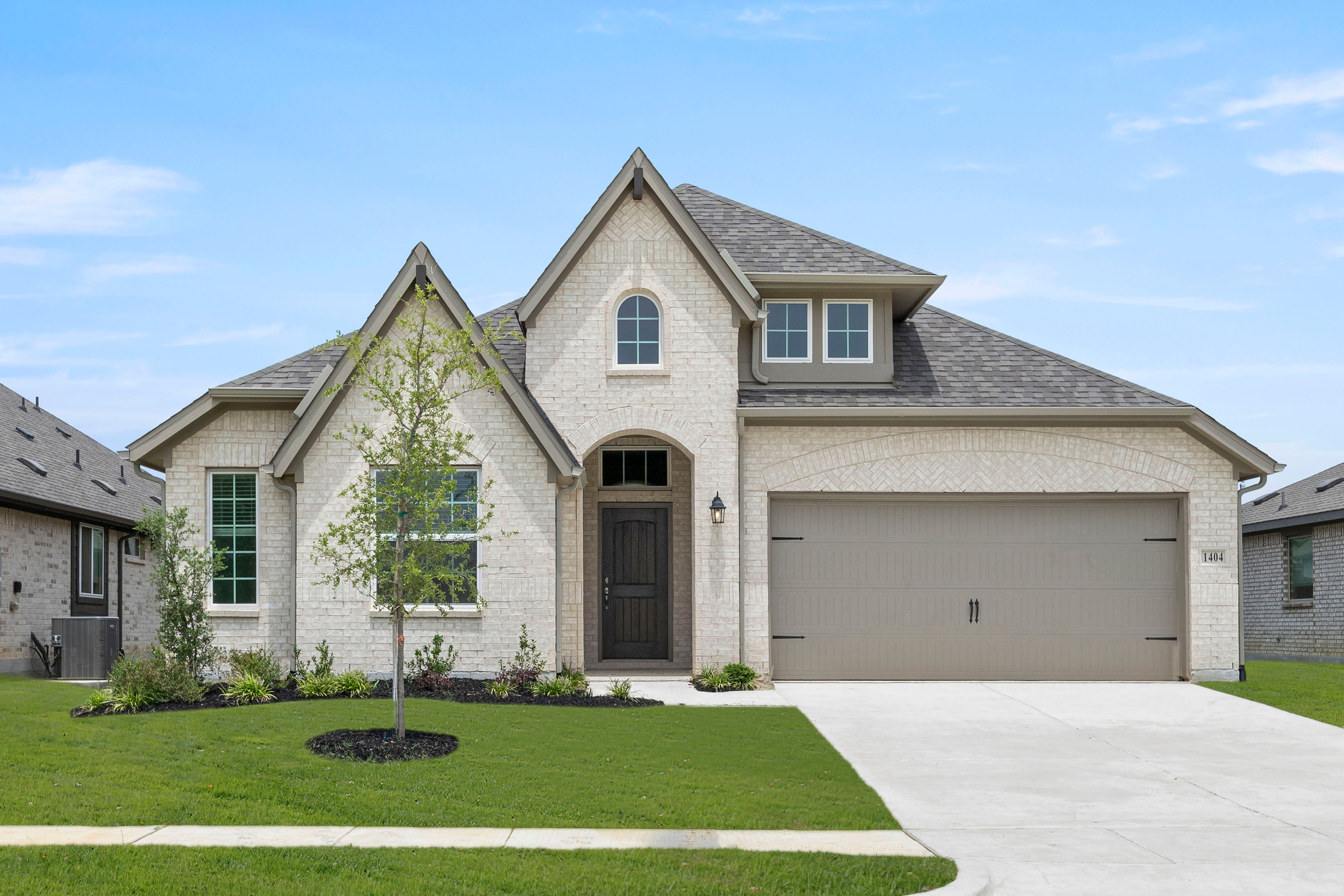 1404 Elle Lane