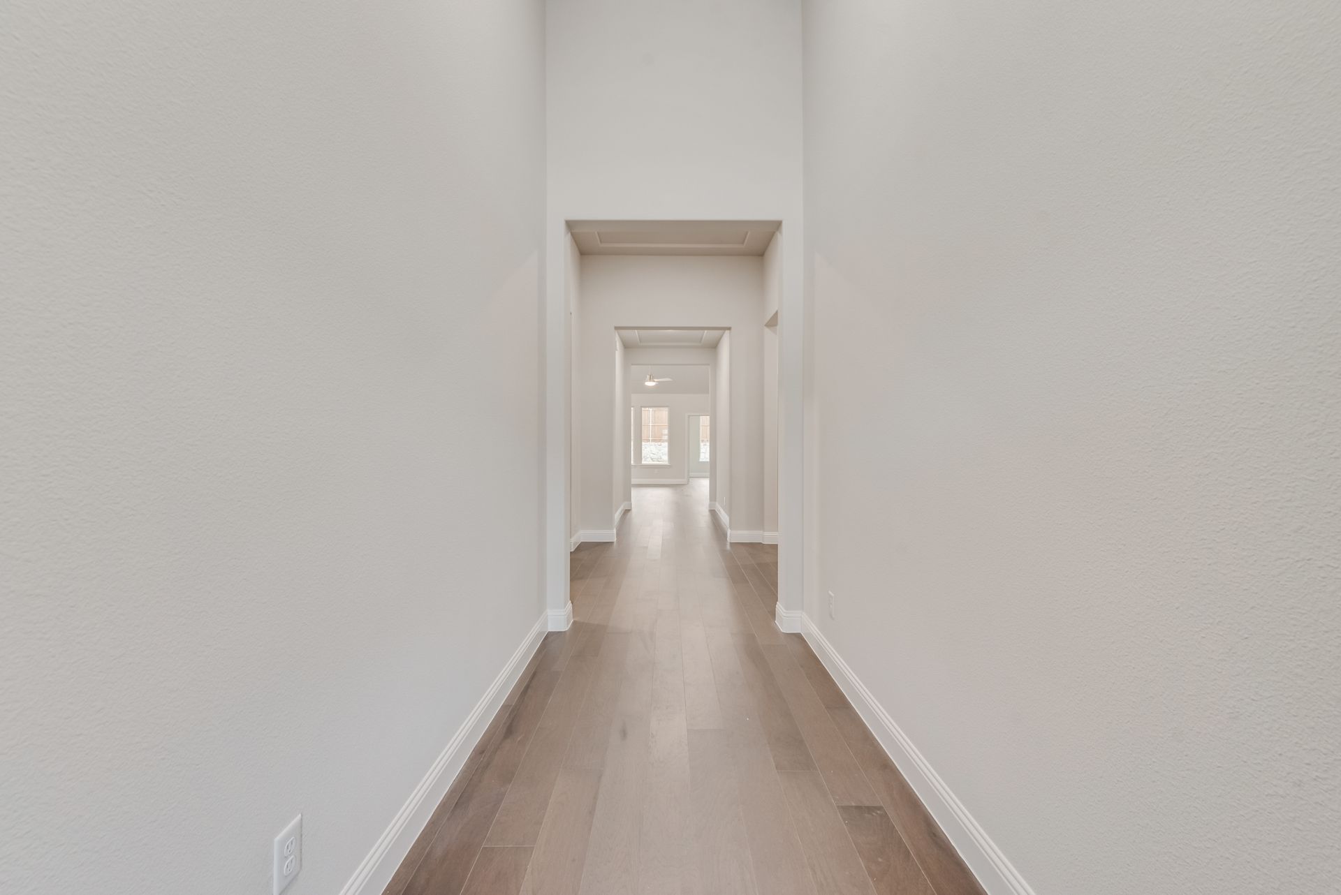 2514_spicebrush_street_6023493_002