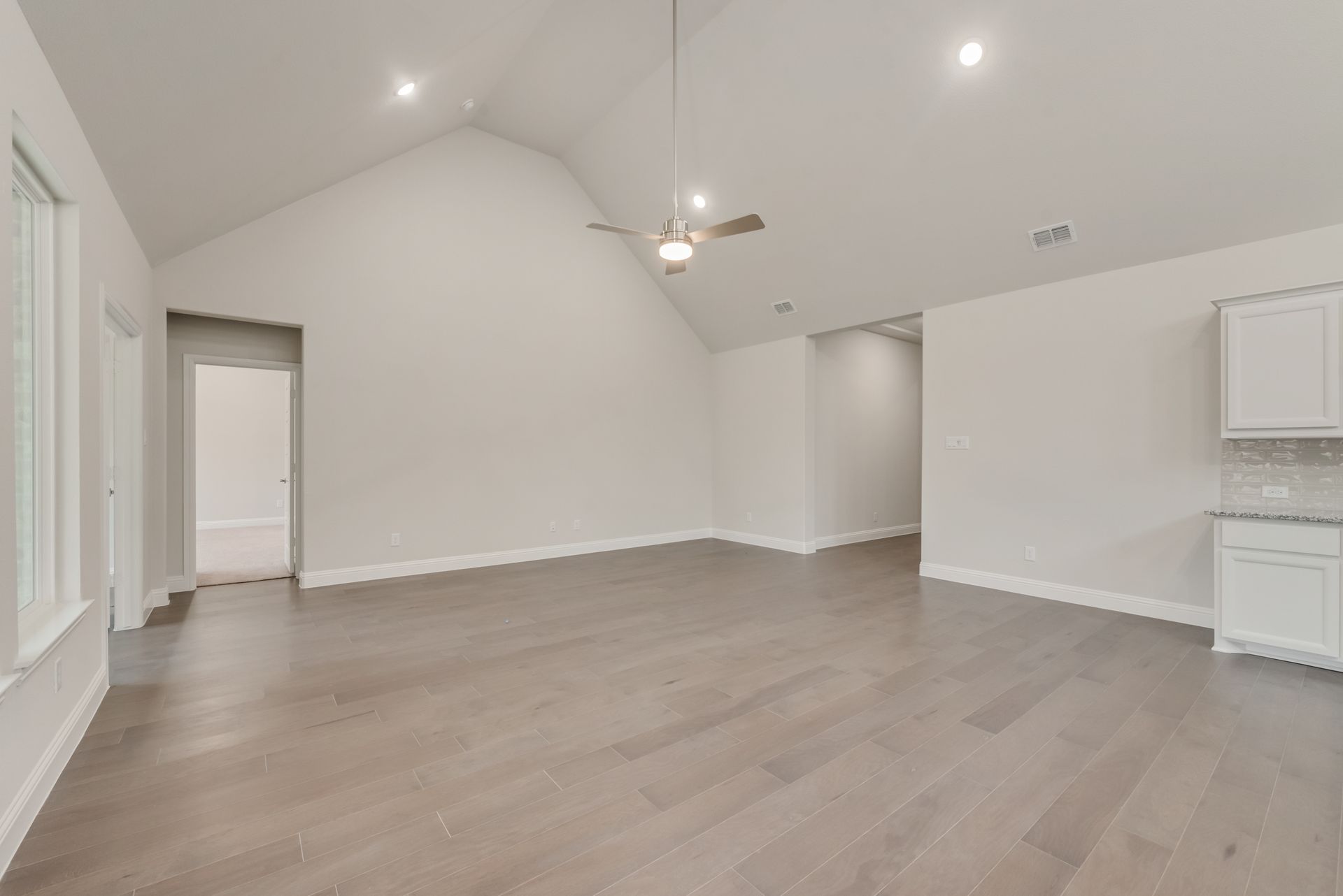 2514_spicebrush_street_6023493_005