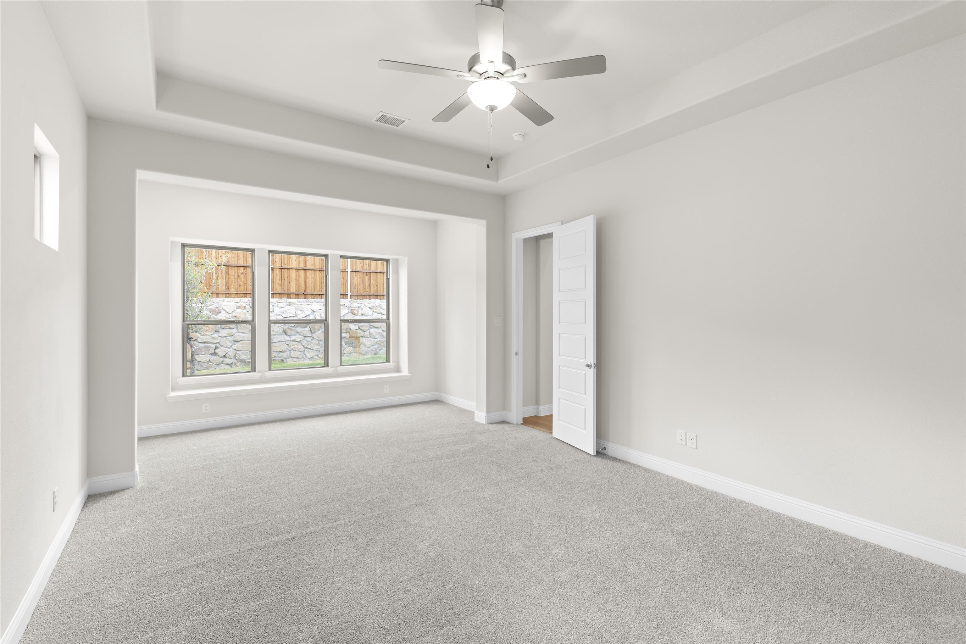 2207Clairmount_13