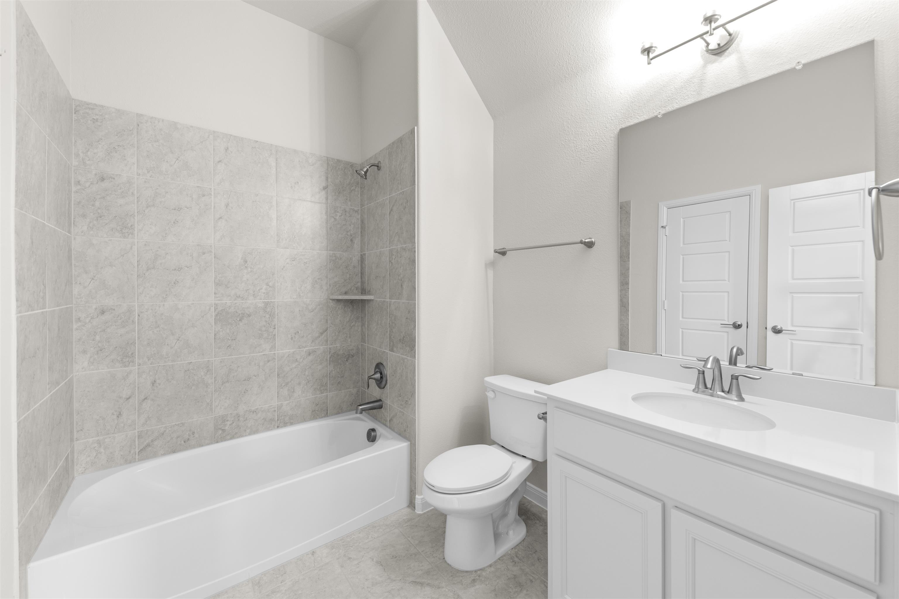 2207Clairmount_22
