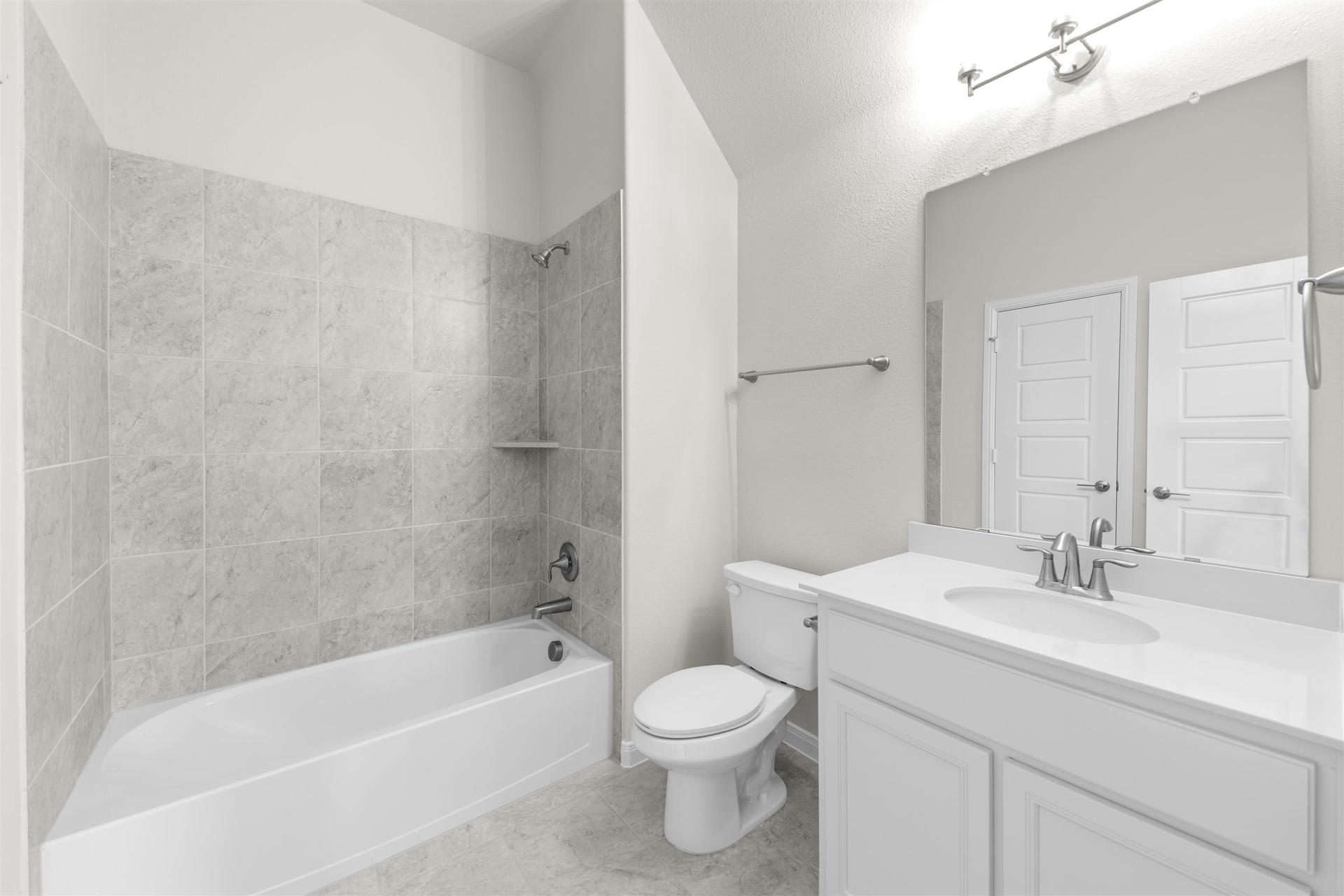2207Clairmount_22