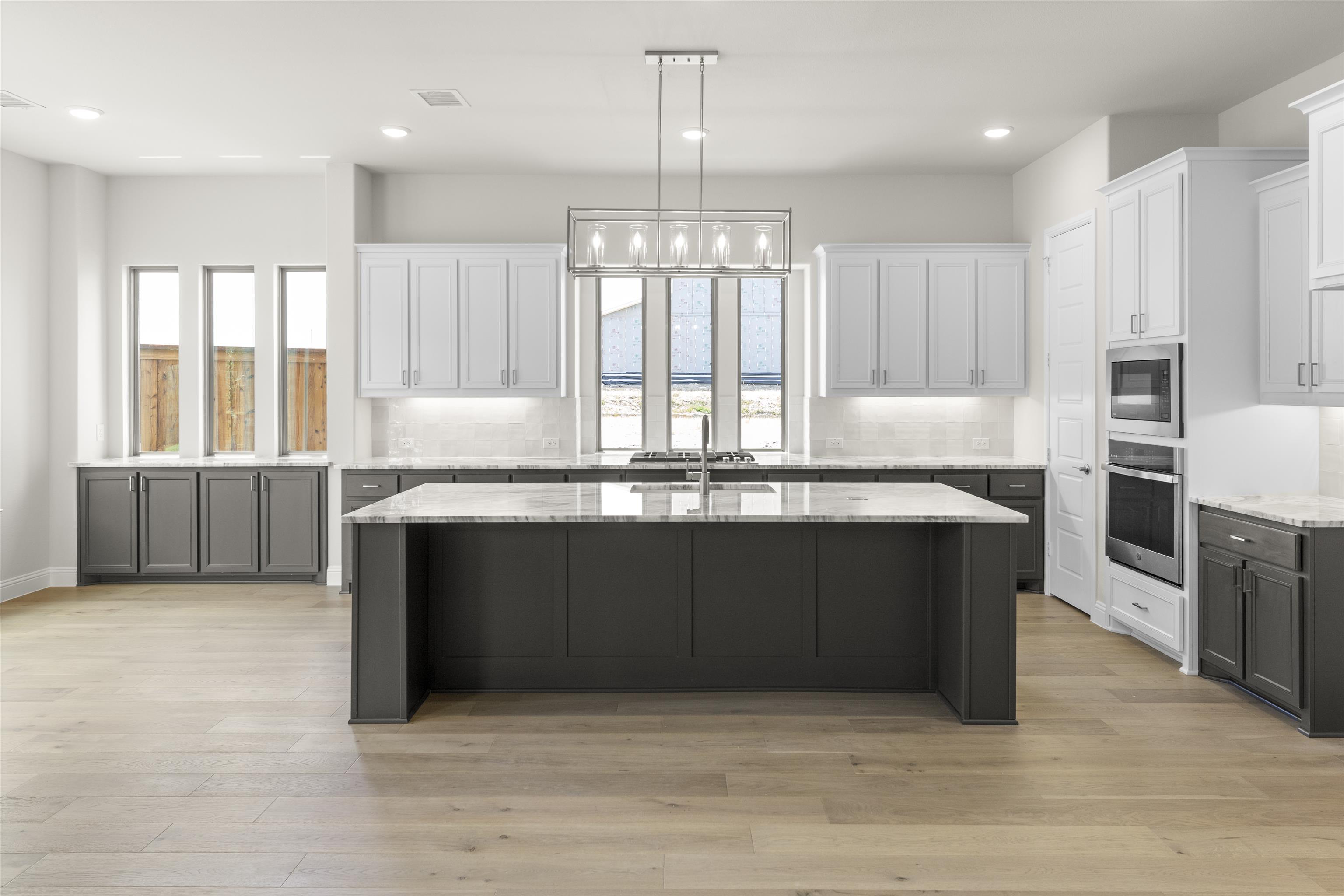 2207Clairmount_8
