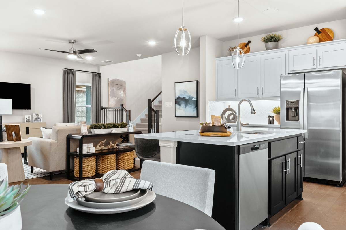 13-2208 Walden Pond Blvd-13