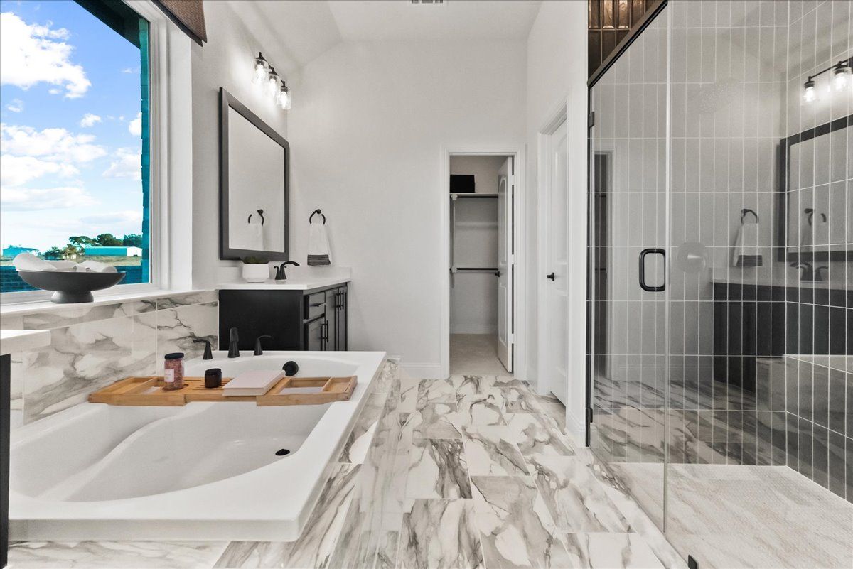 17-1705 Sangallo Ln-17