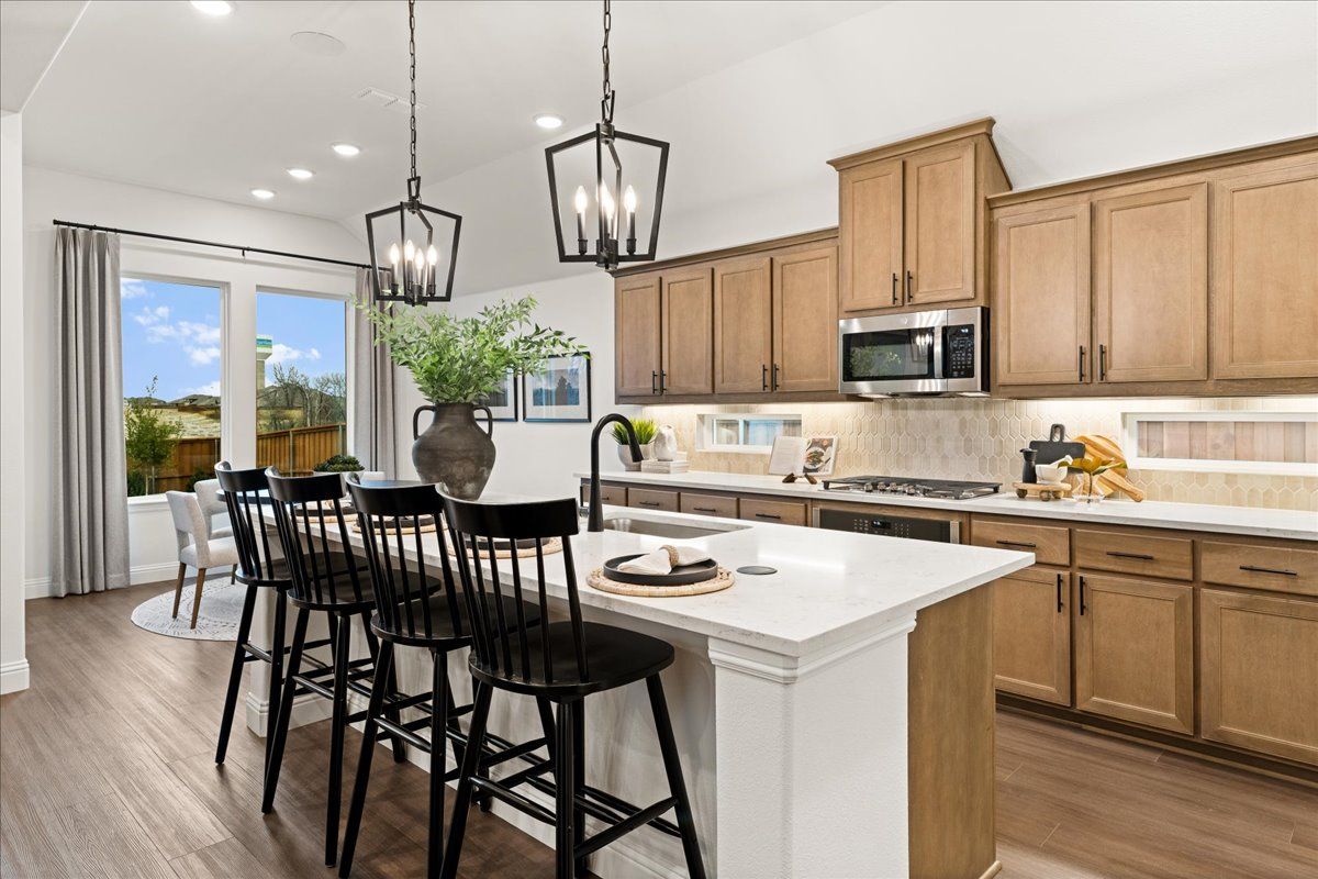 32-3707 Maize Ave-9