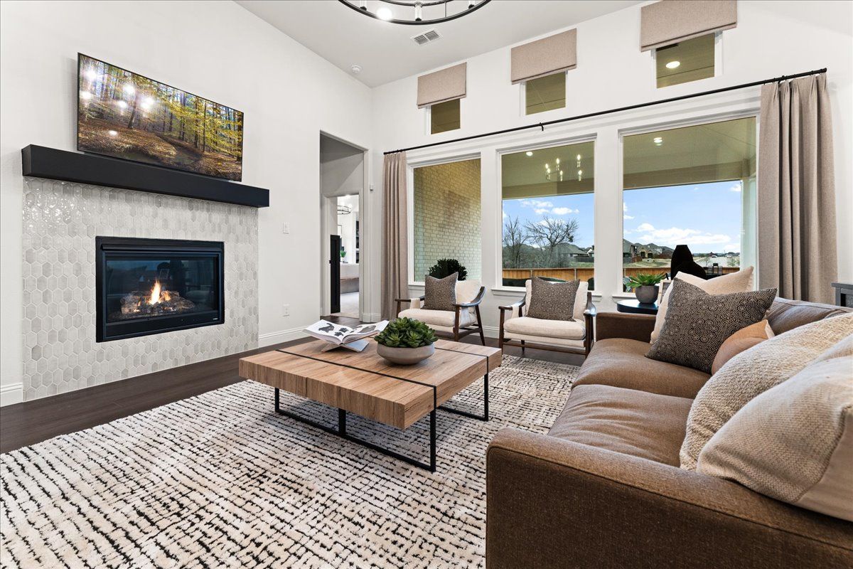 25-3707 Maize Ave-16
