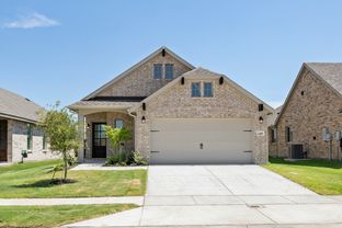 Corrigan - Walden Pond West: Forney, Texas - Pacesetter Homes Texas