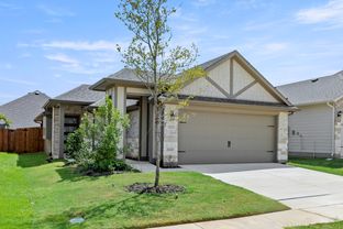 Melrose - Keeneland: Aubrey, Texas - Pacesetter Homes Texas
