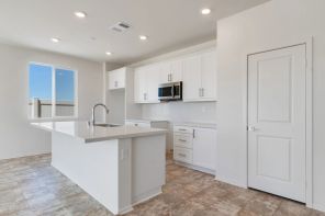 1545 East Holguin Street (Lily Plan 1)