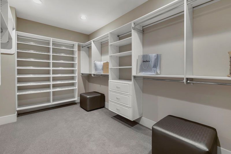 6556 Canyon Oaks Dr. Simi Valley, CA 93063