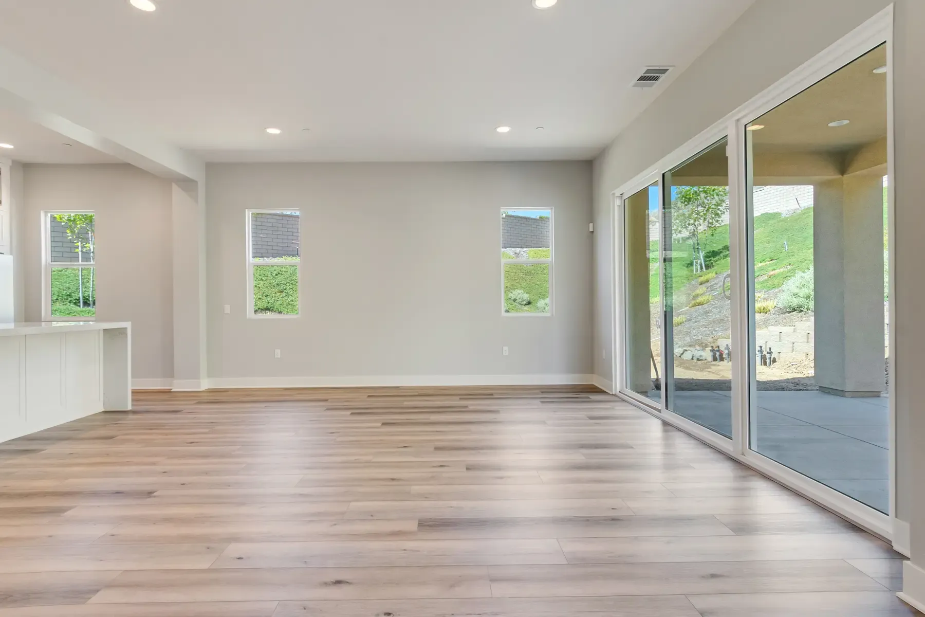 6560 Canyon Oaks Drive (Royal Oaks Plan 3093)