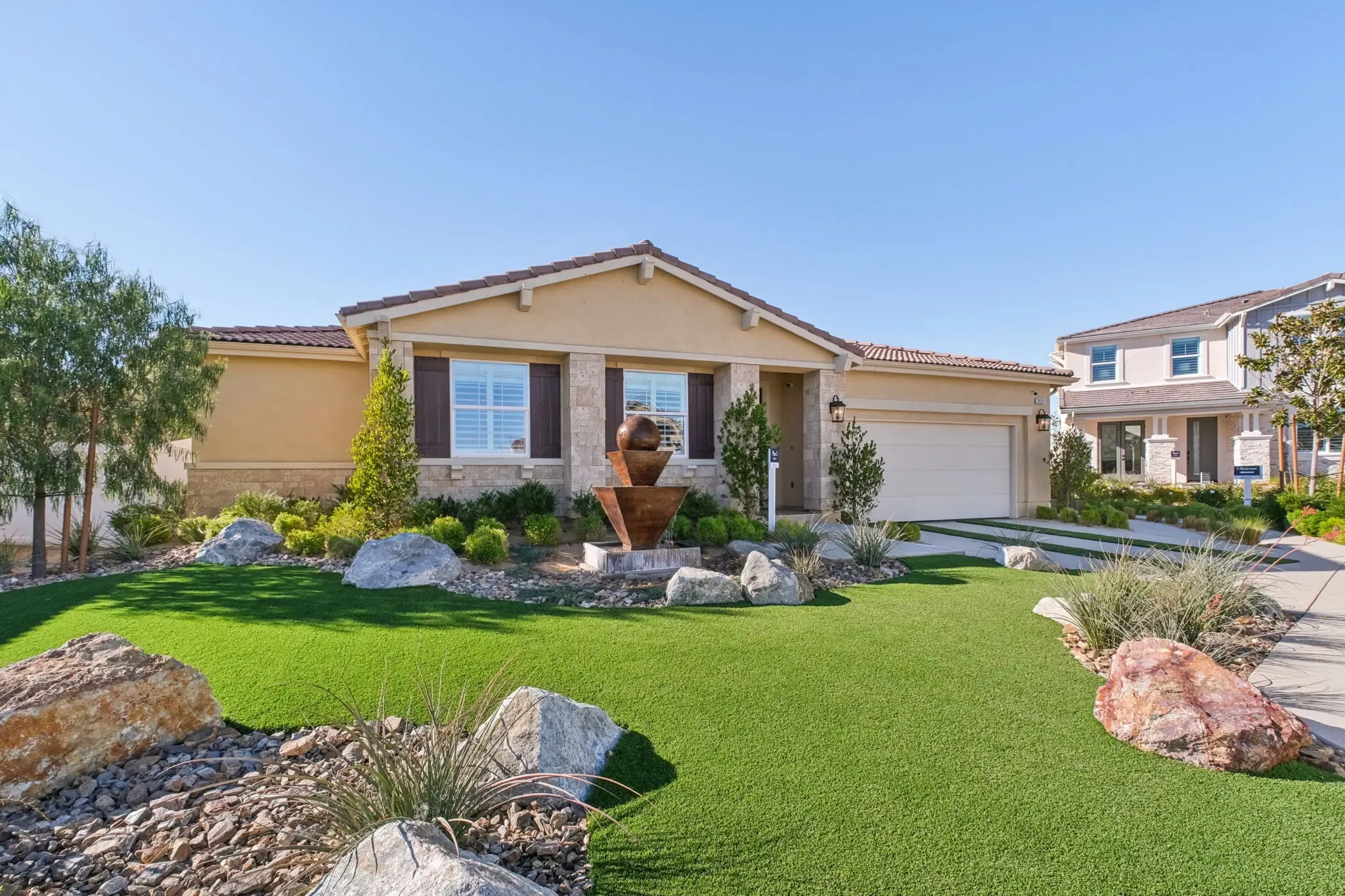 38929 Candlenut Drive. Palmdale, CA 93551