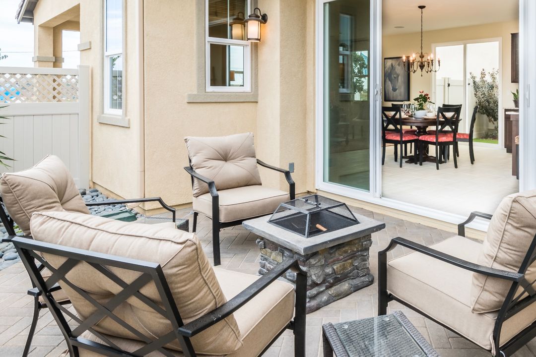 Monte Villa Plan 3 Side Yard