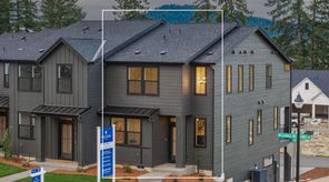 4701 NW Camas Meadows Dr (The Astoria)