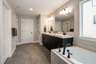 casa en River Terrace Crossing por Pacific Lifestyle Homes