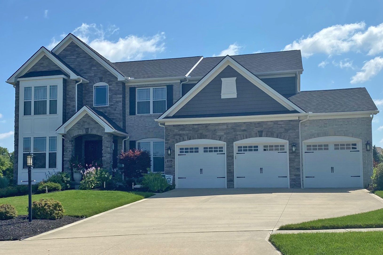 2708 Hidden Pine Lane. Hinckley, OH 44233