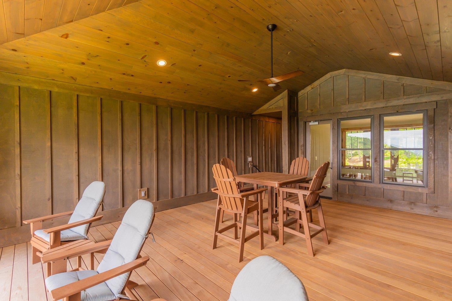 Flipper Bend por Peppers Construction en Chattanooga Tennessee