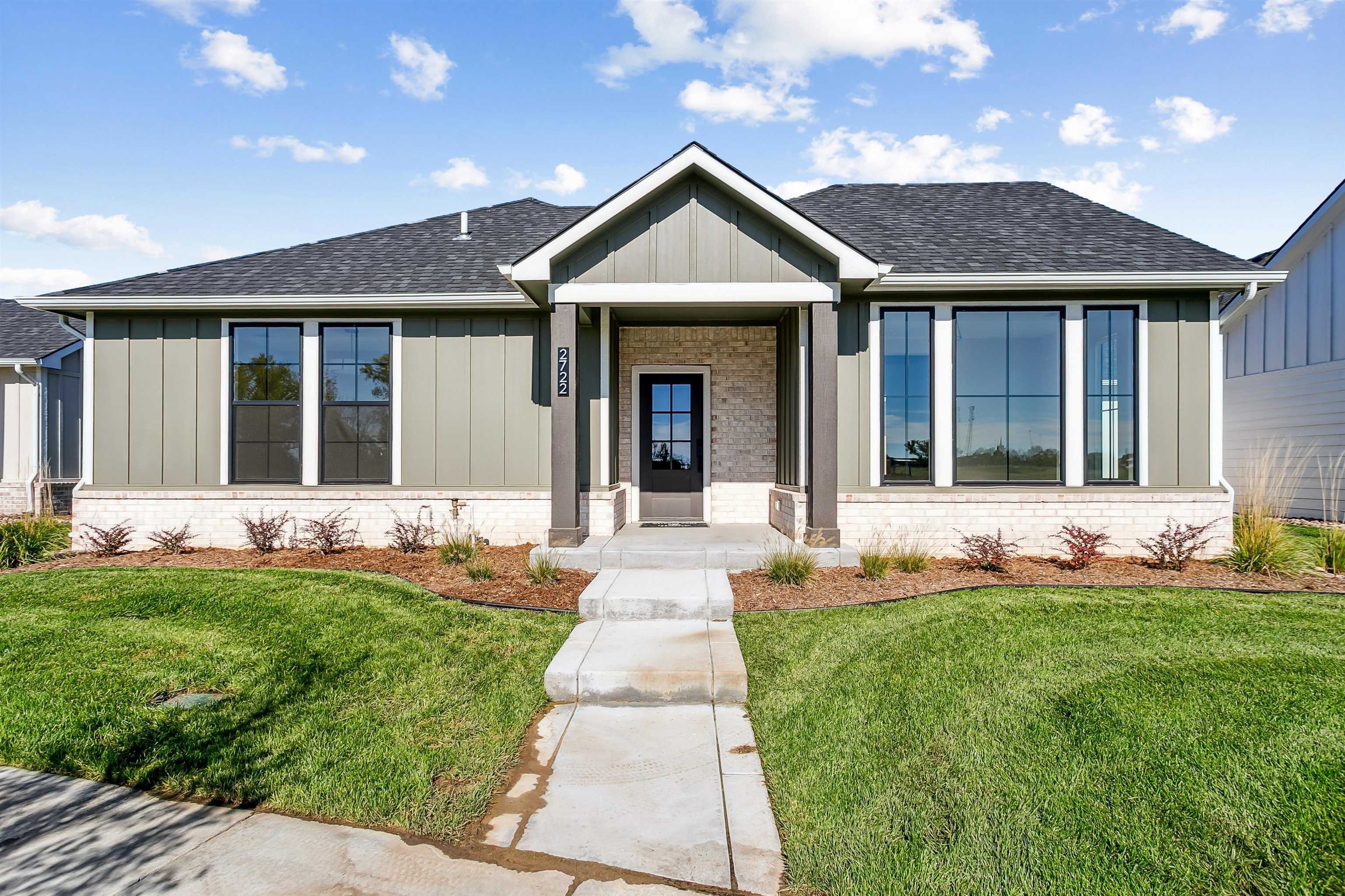 Bedford - The Courtyards at The Moorings: Wichita, Kansas - Perfection Builders