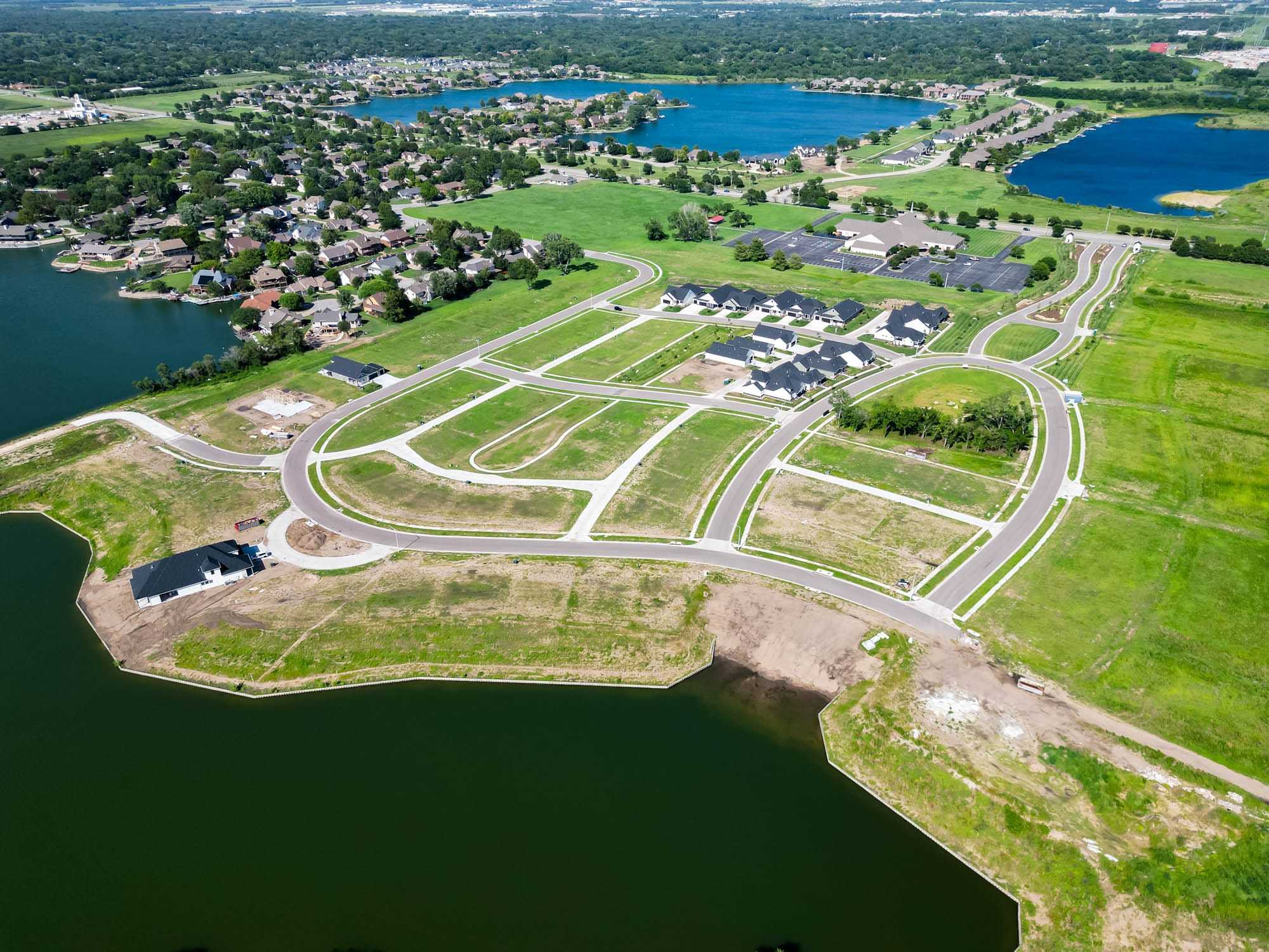 casa en The Courtyards at The Moorings por Perfection Builders