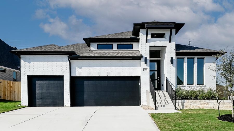 136 Krueger Way (2776W)