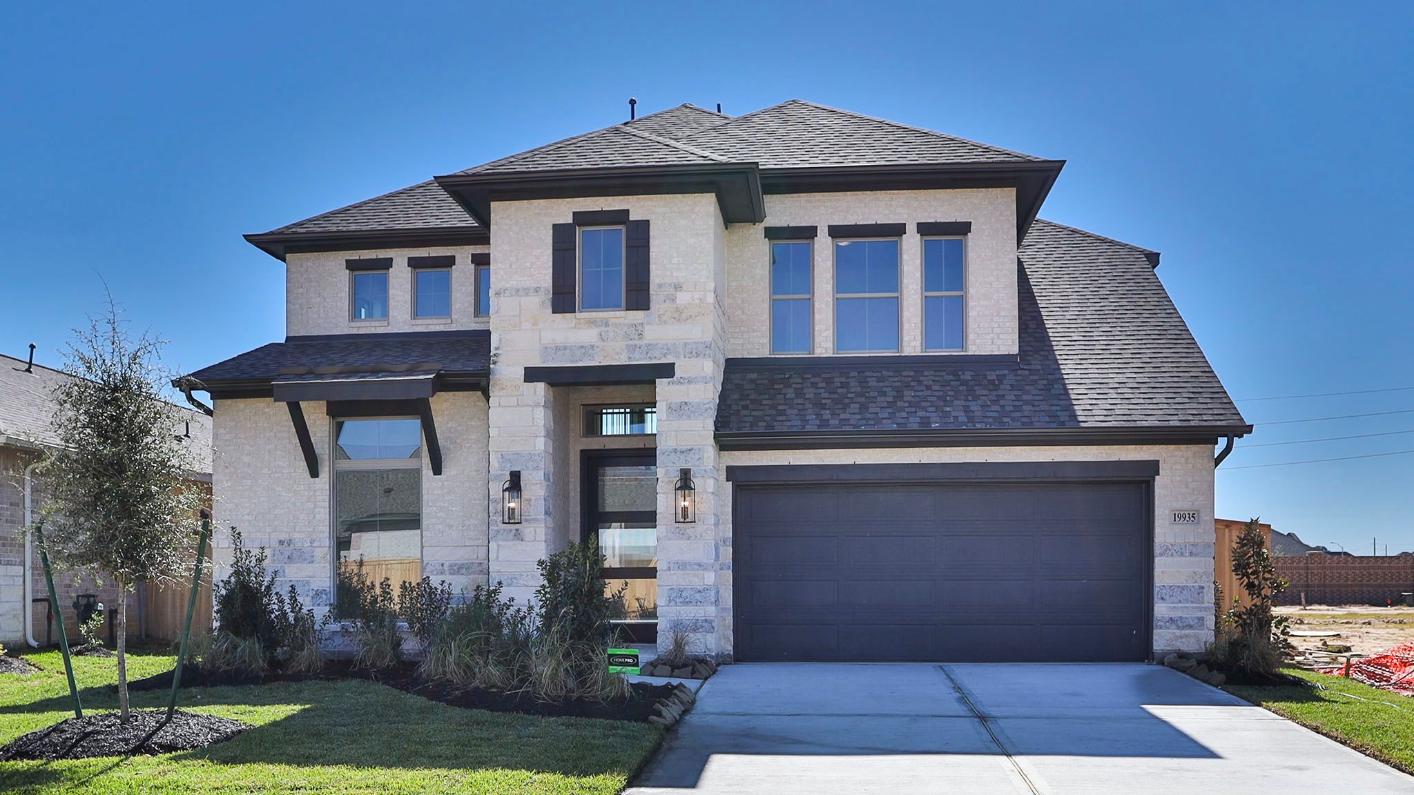 2694W - Amira 50': Tomball, Texas - Perry Homes