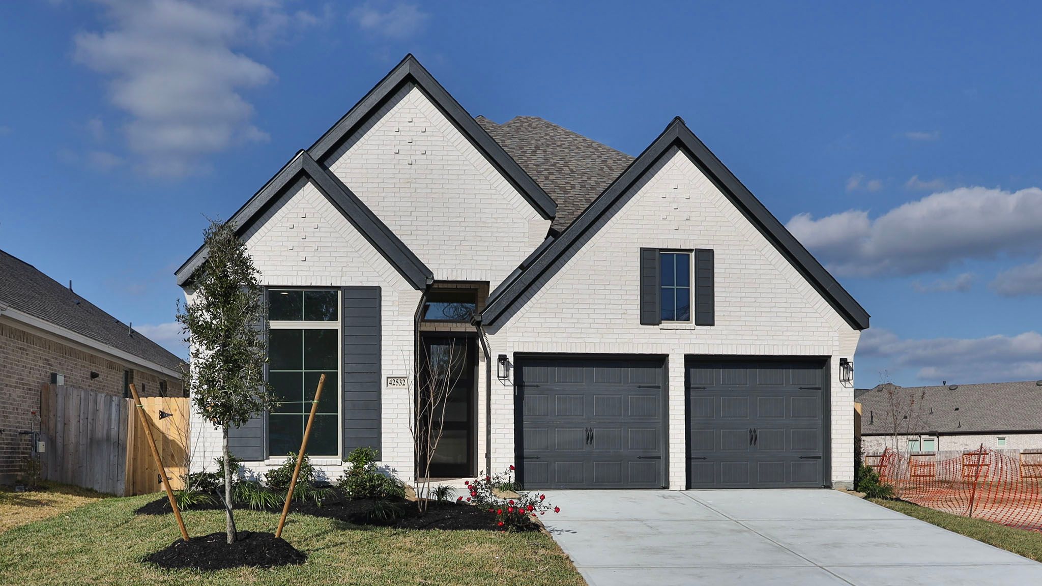 2426W - Escondido 45': Magnolia, Texas - Perry Homes