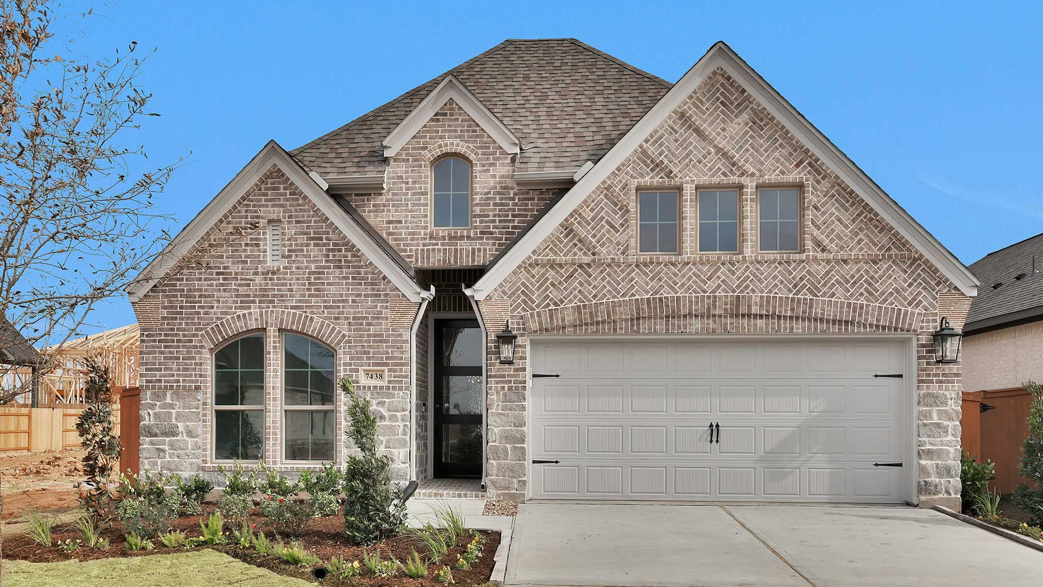 7438 Fraser Peak Drive (2049W)