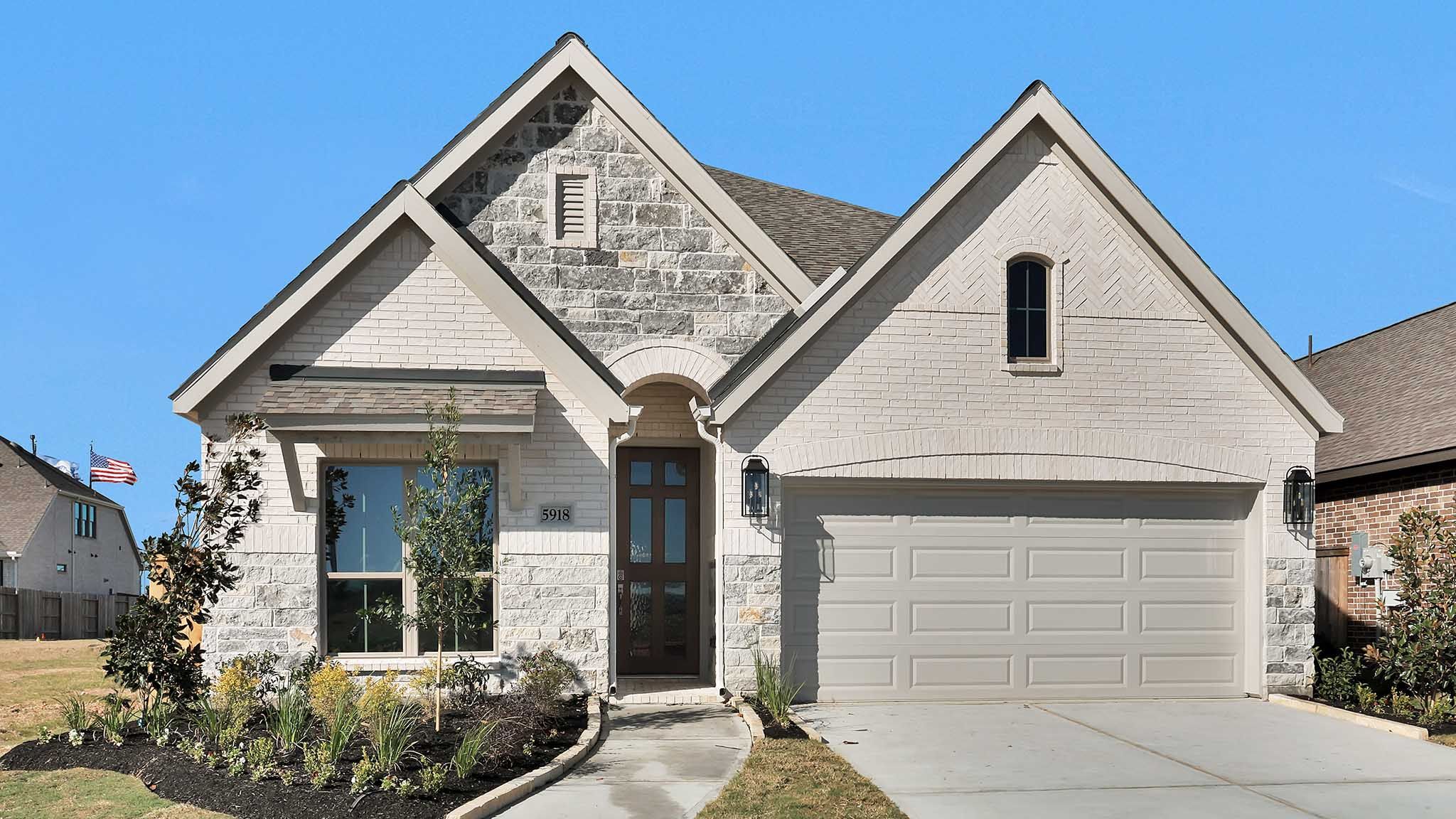 1950W - Valencia 45': Manvel, Texas - Perry Homes