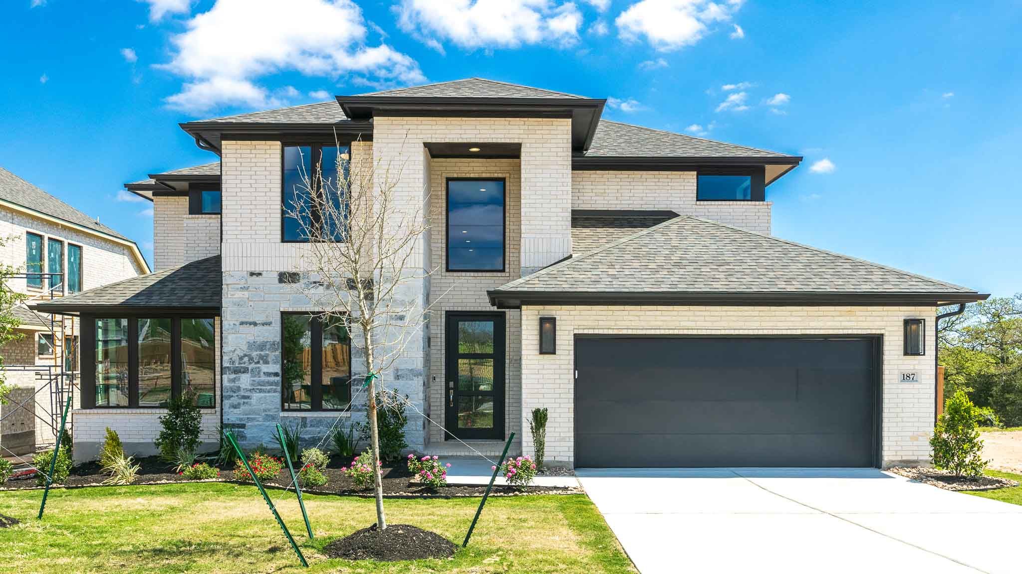 187 Kingswood Drive (3399W)