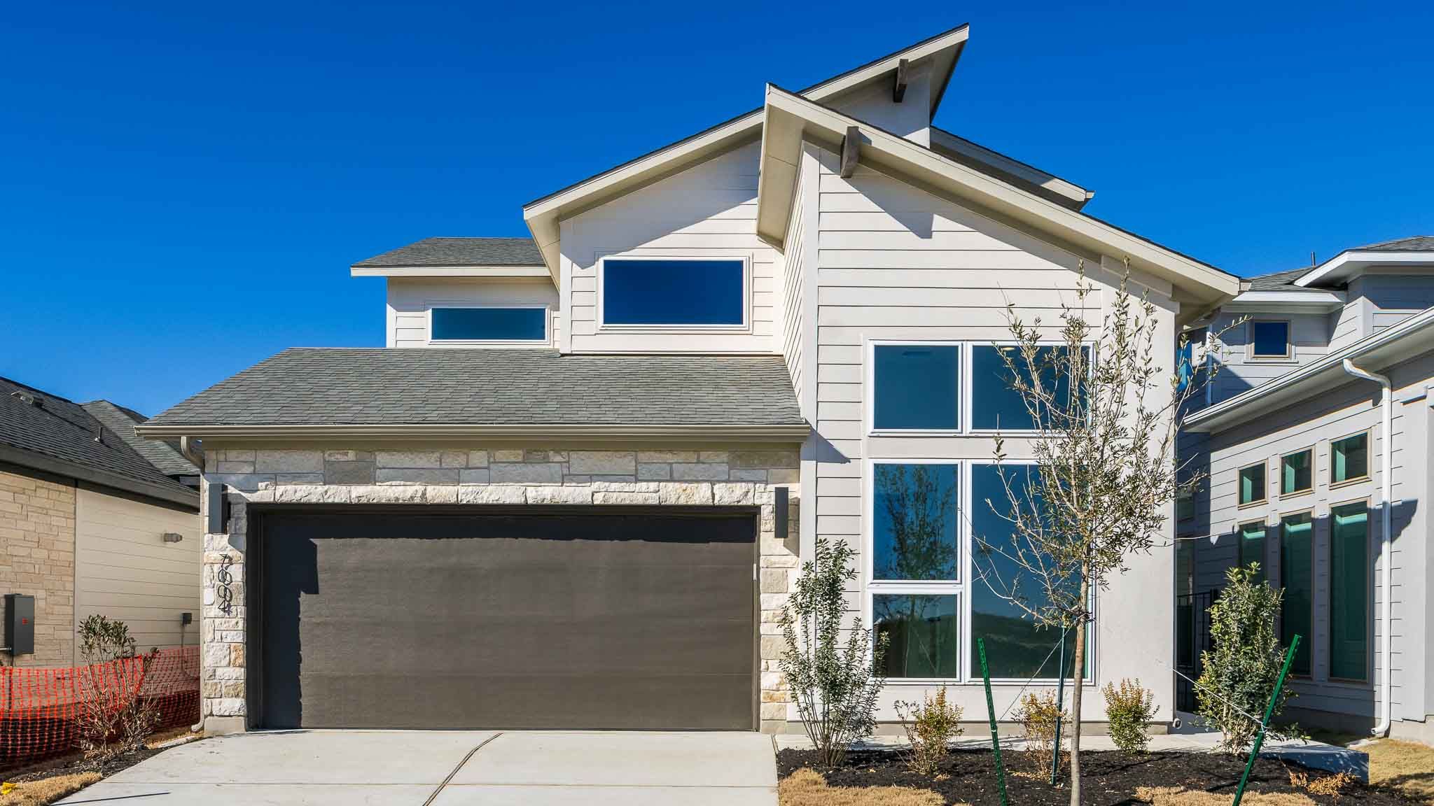 2463E - Easton Park 40': Austin, Texas - Perry Homes