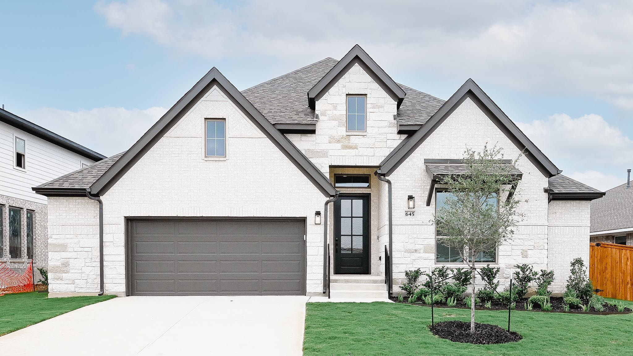 645 Borchers Boulevard (2519W)