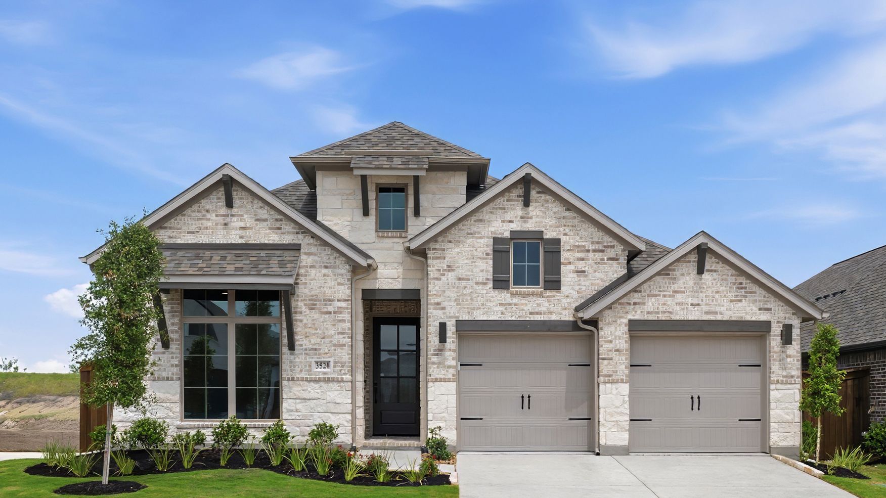 3520 Bear Street (2513W)