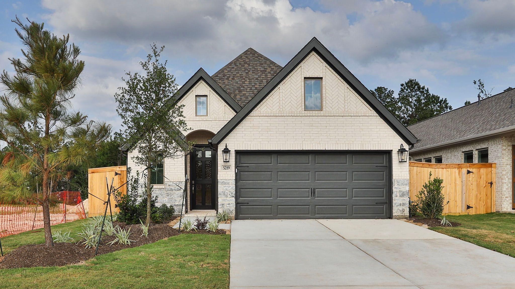 5219 Yellowstar Lane
