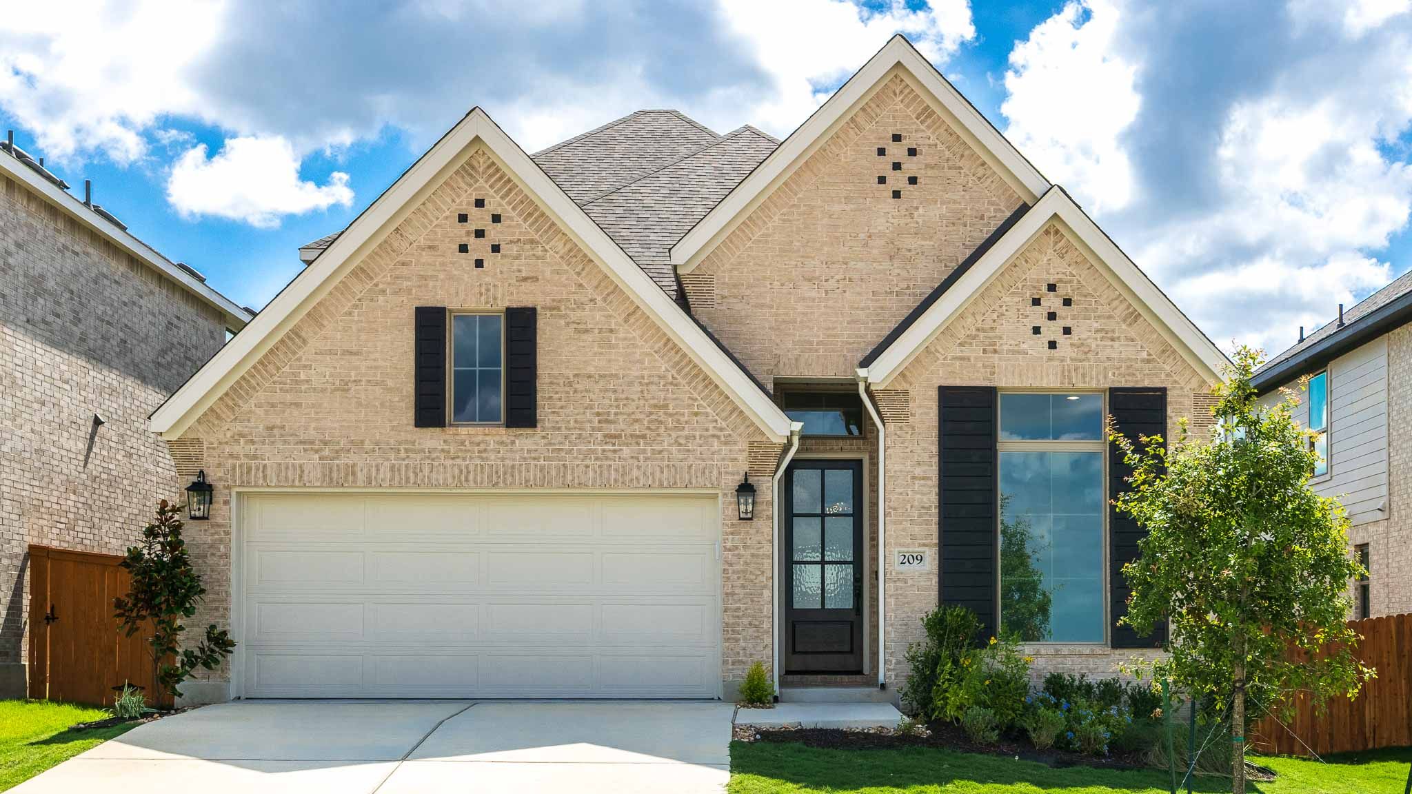 2426W - Lariat 45': Liberty Hill, Texas - Perry Homes