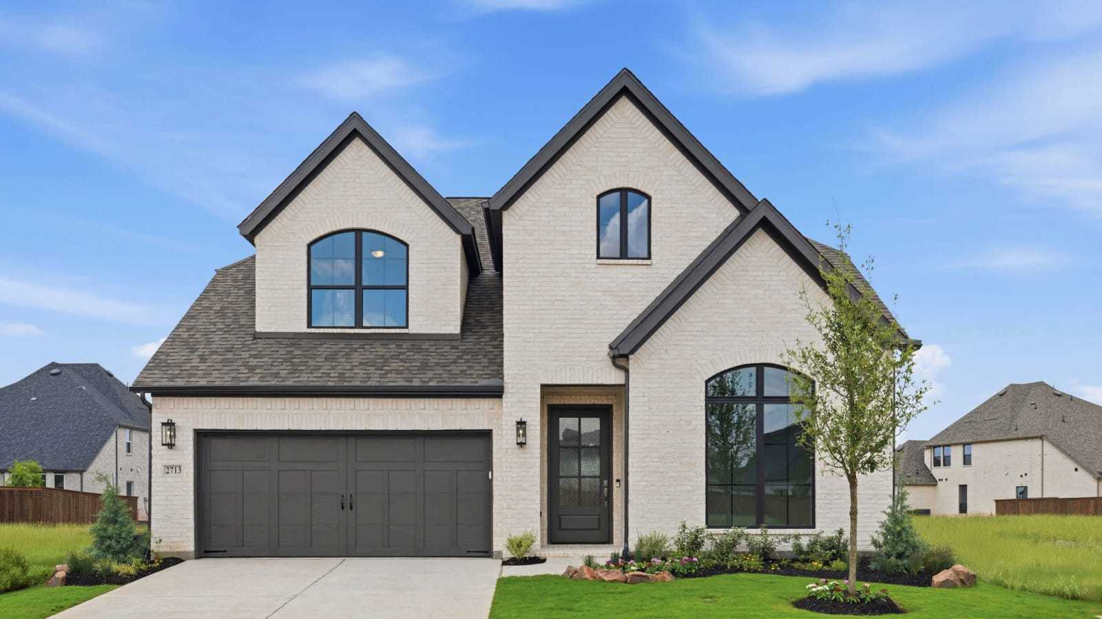 2713 Buckingham Lane